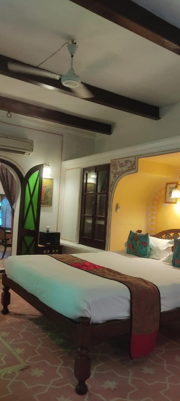 Deogarh Mahal Otel Devgarh  Dış mekan fotoğraf
