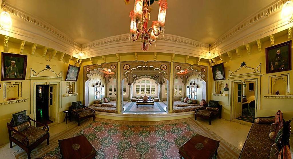 Deogarh Mahal Otel Devgarh  Oda fotoğraf